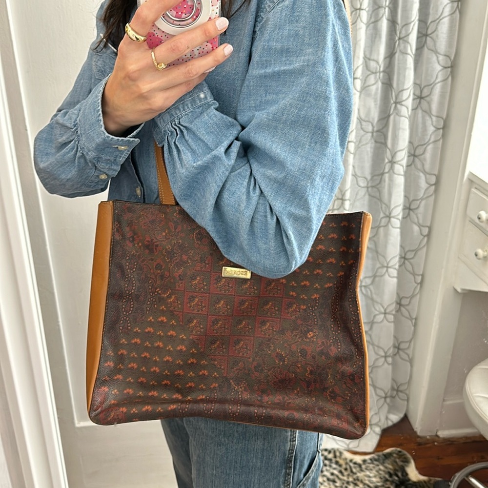 Escada shoulder bag in print. Vintage